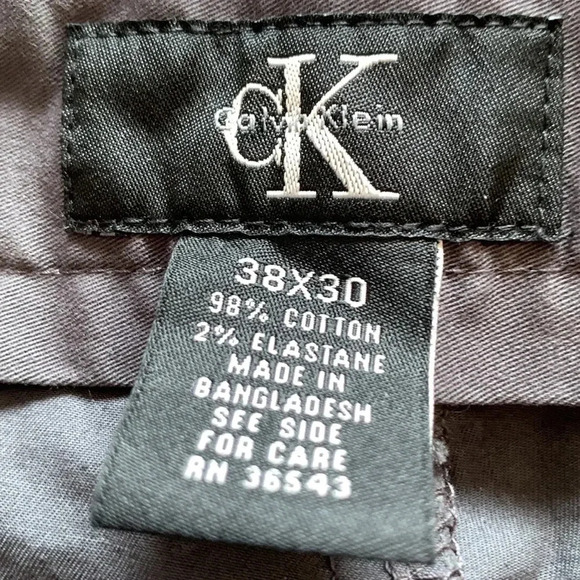Calvin Klein  slim fit, charcoal gray cotton pants, 38 x 30 - Picture 5 of 8